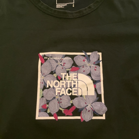 *RARE* New North Face Rhododendron Print Long Sleeve Shirt Size Large - Picture 3 of 4